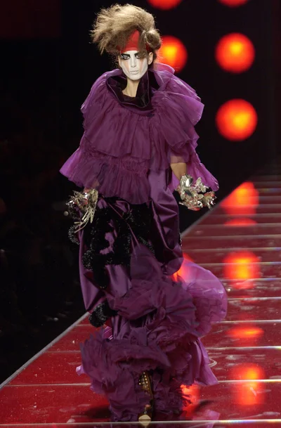 Look 32